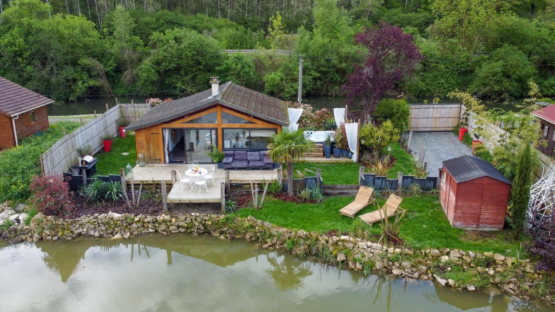 Kaebane 85, Lodge Avec Spa Au Bord De L'Eau Prouilly Exterior foto